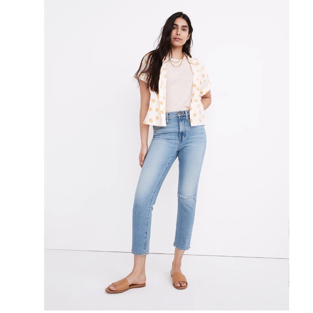 Madewell The Petite High-Rise Slim Boyjean in Summit Wash: Summerweight Edition